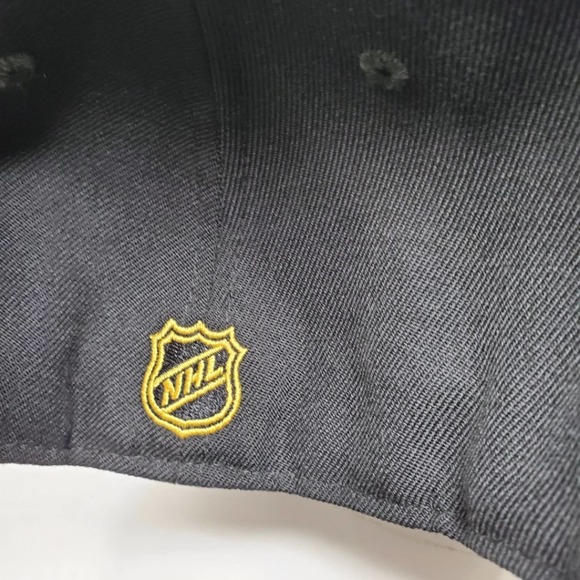 New Era NHL Anaheim Ducks Throwback Logo Fitted Hat 7 3/8 - Picture 3 of 5